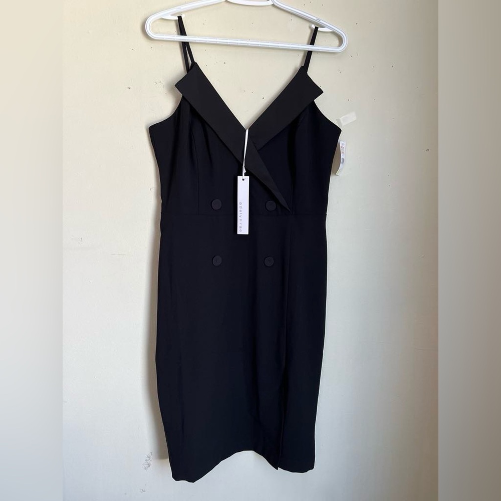 Adelyn Rae Medium Dress - Picture 1 of 6